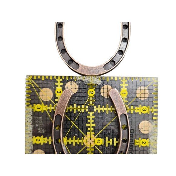 HORSESHOES SET OF 2- Western wedding party favor, Cowboy Wedding Decor, Crafts, - Picture 5 of 5